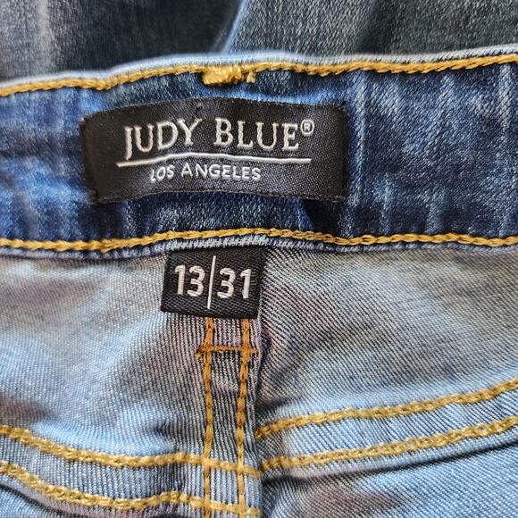 Judy Blue Blue Denim Skinny Fit Distressed Cut Outs Mid rise Jeans Size 11-31 - Picture 5 of 7